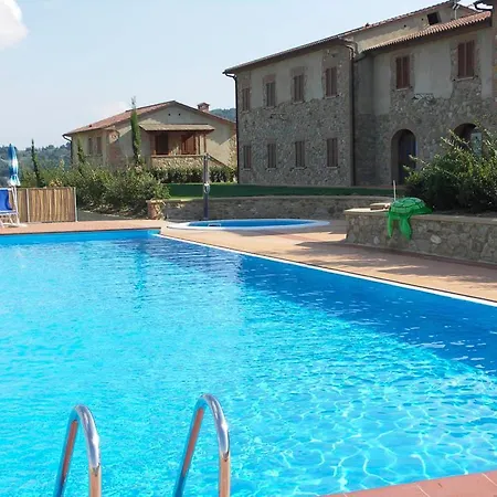 Sleeps 4 Pool Wifi T762842 *