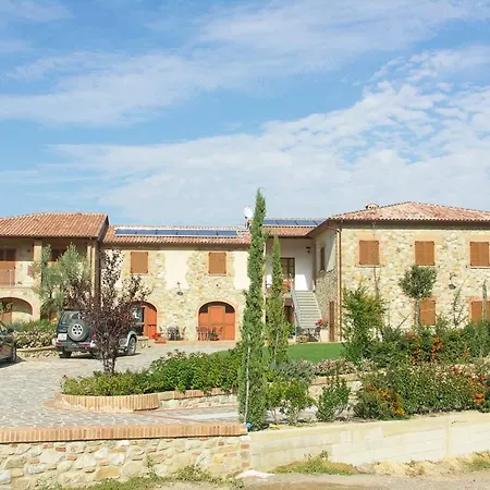 Sleeps 4 Pool Wifi T762842 * Lajatico